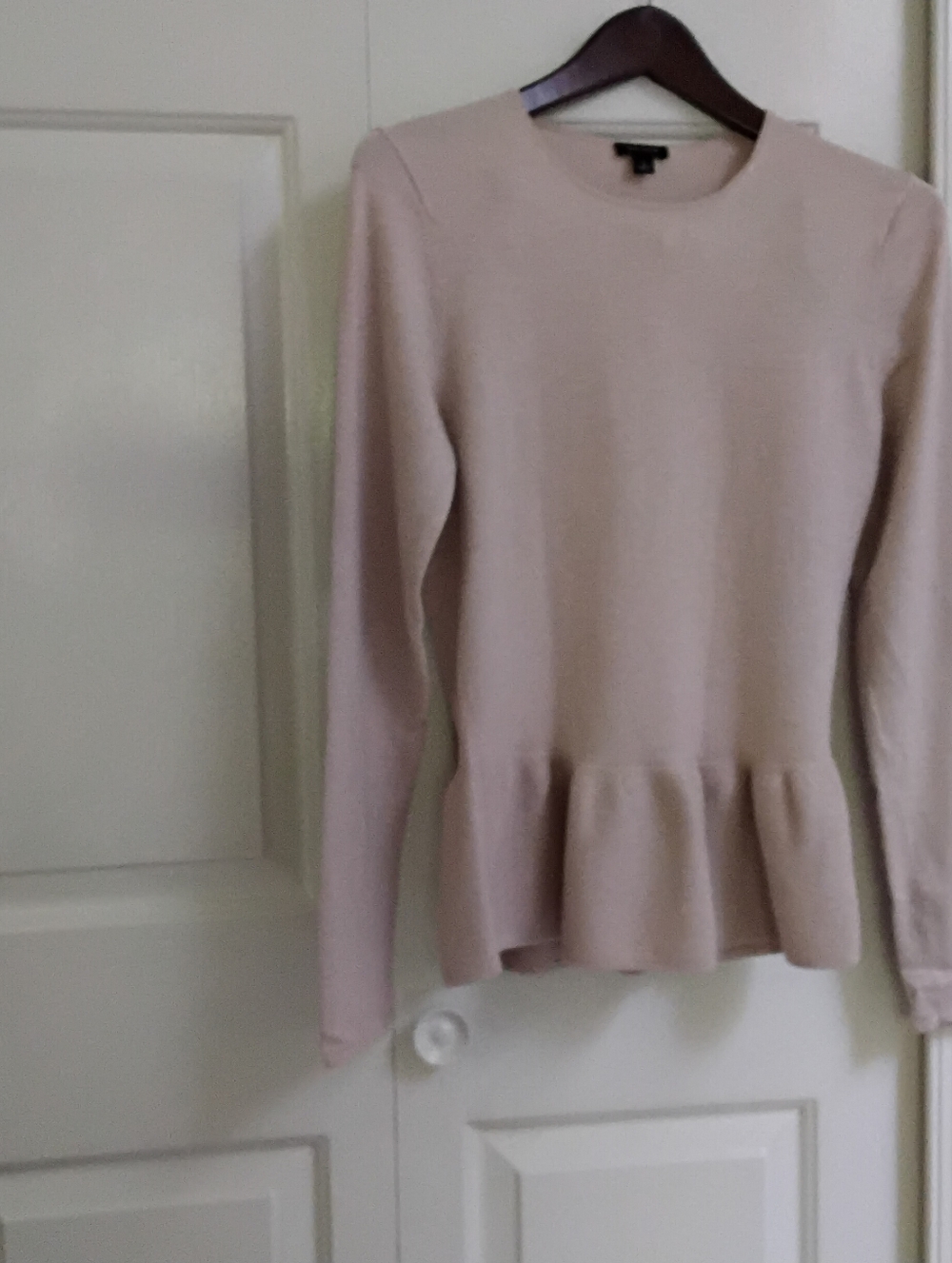 Ann Taylor Blush Pink & cream A-Line Peplum Knit Top – Size S - Picture 2 of 13